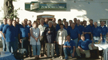Gruppenbild von der Elbwasserverkostung 2005